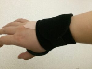 手首サポーター